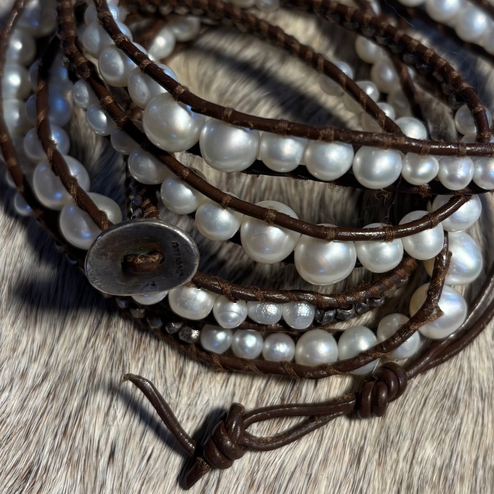 Chan Luu Silver Natural Pearl Wrap Bracelet with Silver Beads - Picture 5 of 6